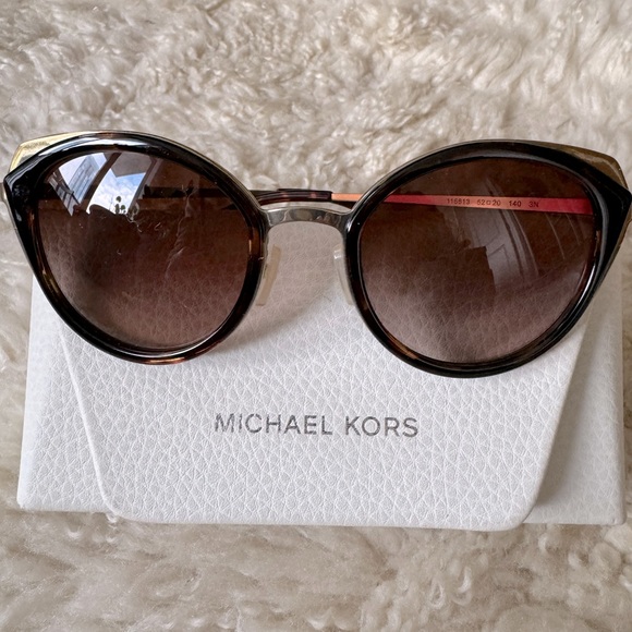Michael Kors  Sunglasses MK 1029 Charleston Brown Cateye Shape Tortoise - Picture 7 of 12